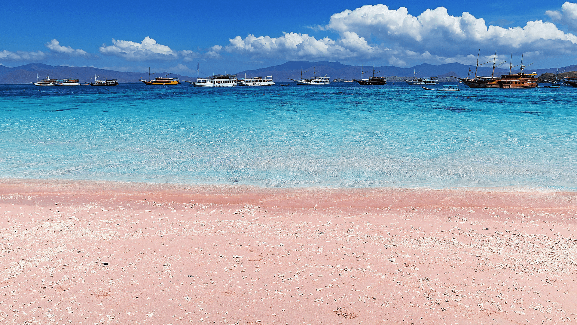 Pantai Merah Muda
