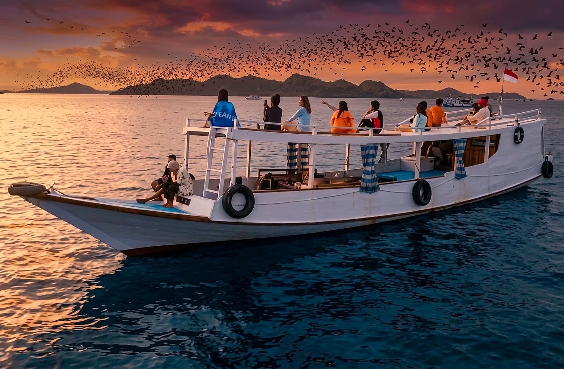 Magical Komodo Sunset thumbnail 3